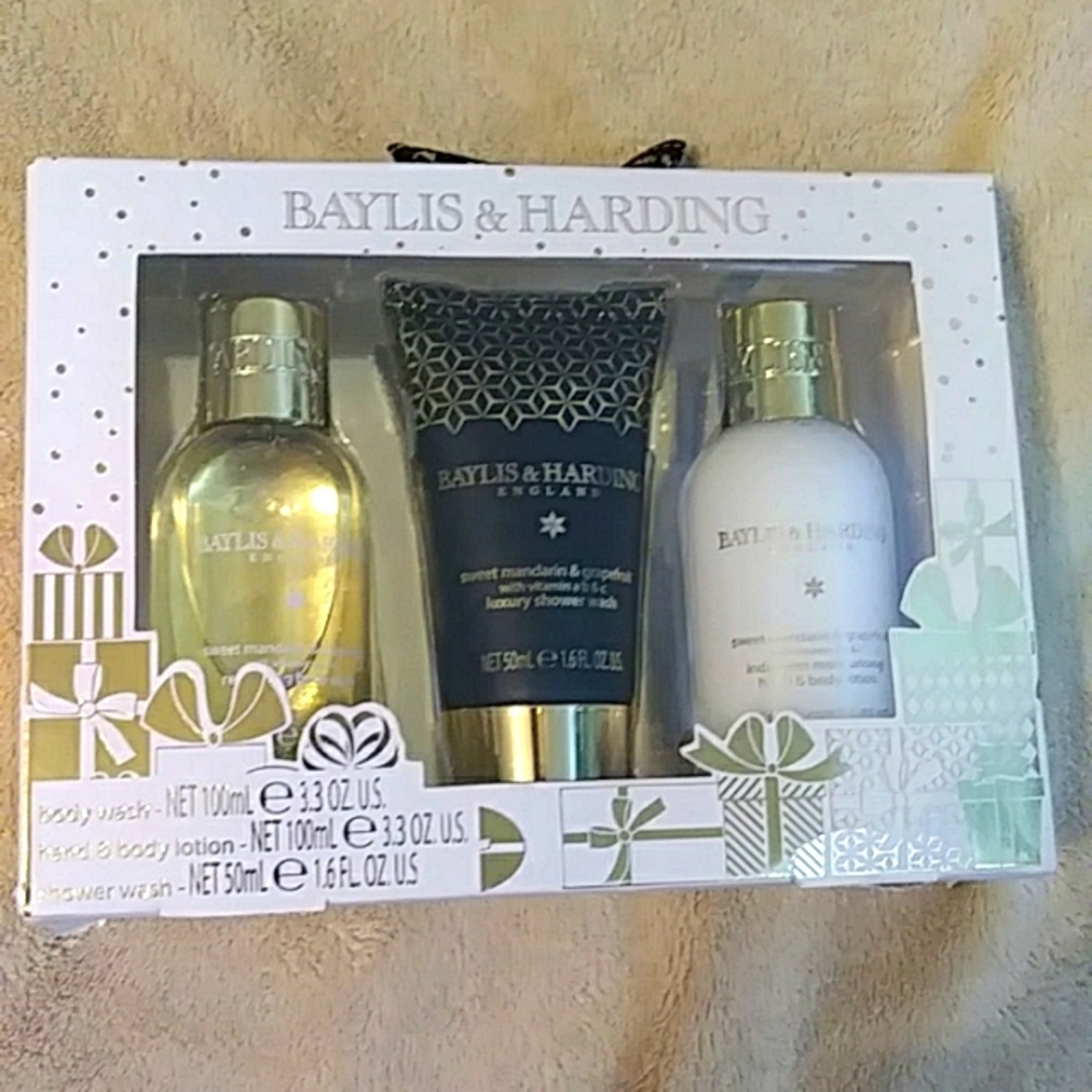 Baylis & Harding 3 Piece Gift Set - NIB